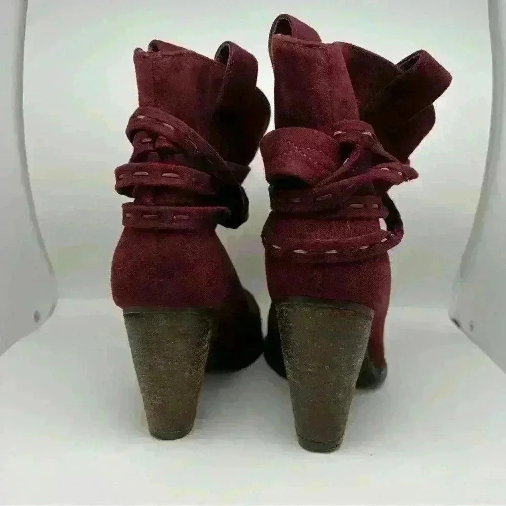 Cato Maroon Suede like Fabric Ankle Boots
Size 7 - Picture 7 of 14